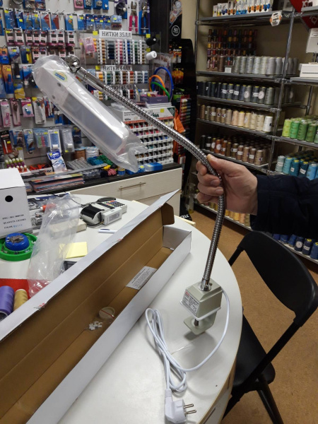 Светильник HAIMU HM-97T светодиодный (10LED/5Вт) гибкий, с вилкой - фото и цены в Минске