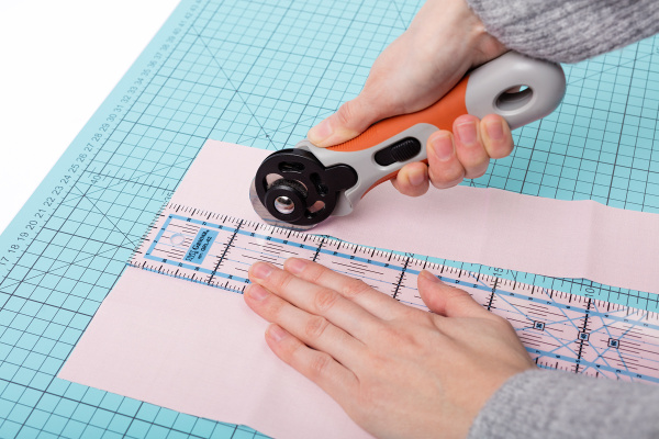 Коврик раскройный двусторонний Gamma 45*30 см DKR-03 - фото и цены в Минске