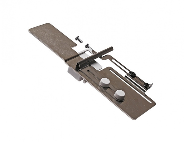 Лапка для подкладывания низа j795-839-104